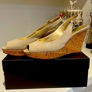 Tahari open toed wedges